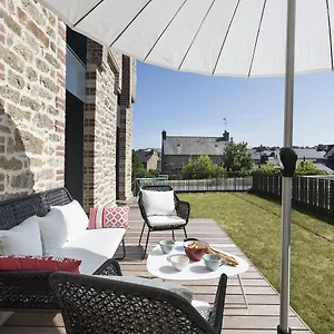 https://le-ponant-terrasse-et-garage-privs.inbrittany.com